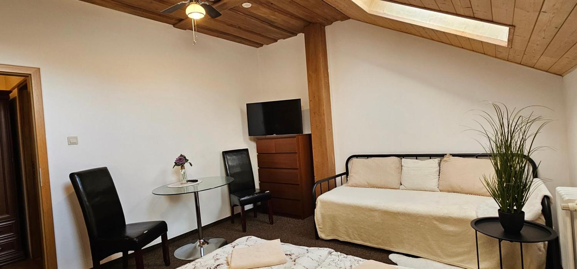 U Certa Hotel Cercany Luaran gambar