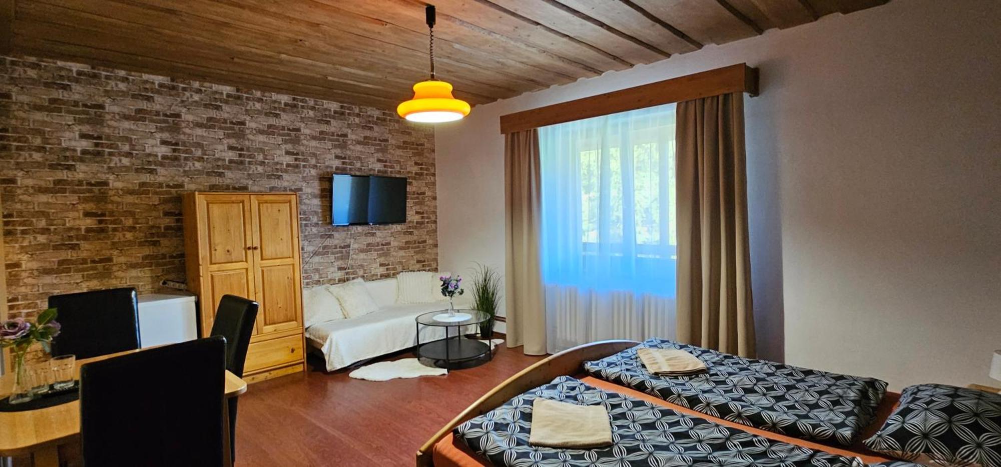 U Certa Hotel Cercany Luaran gambar